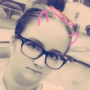 Meet your Posher, Natalie